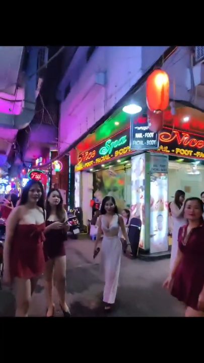 タイのエチエチストリート、レベチw