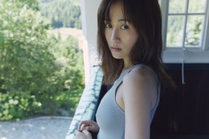前田敦子、乳首ポッチ解禁エロい！過去最大露出のラスト写真集「Beste」でヌード期待！！