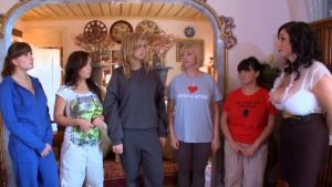 【画像】ガチの巨乳、マジで脱ぐまで分からない