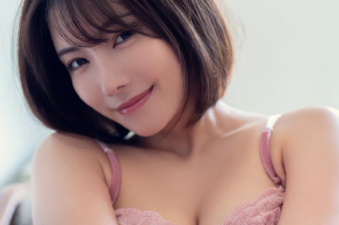 楓カレン　圧倒的な美貌…美しく妖艶。