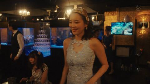 飯豊まりえ、風俗嬢の姿が性的過ぎるｗｗヌキどころしかない・・